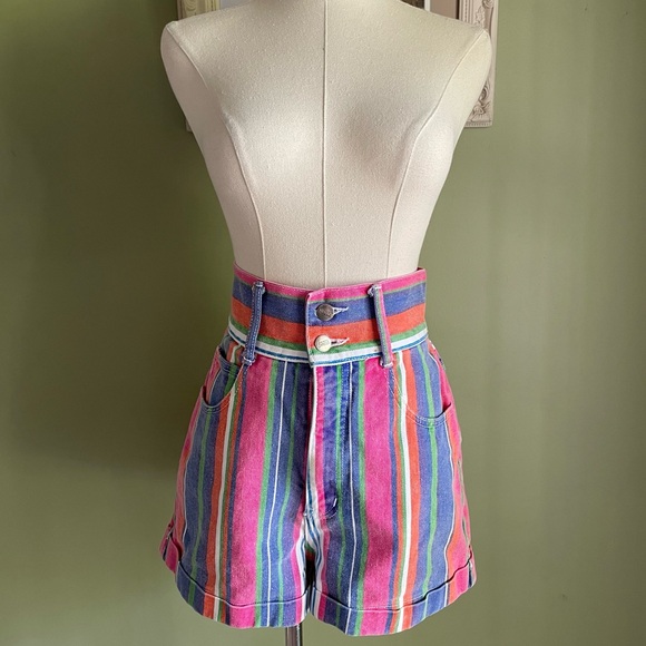Vintage 80s/90s Multicolor Striped 100% Cotton High Rise/Ribcage Shorts